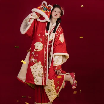 2022 m. Žiemos Daina Siuvinėjimo Raudona Naujųjų Metų Hanfu Suknelė Kailio Apykaklė Kailis Sijonas Kinijos Nacionalinis Hanfu Apranga Etape Suknelė SL6037